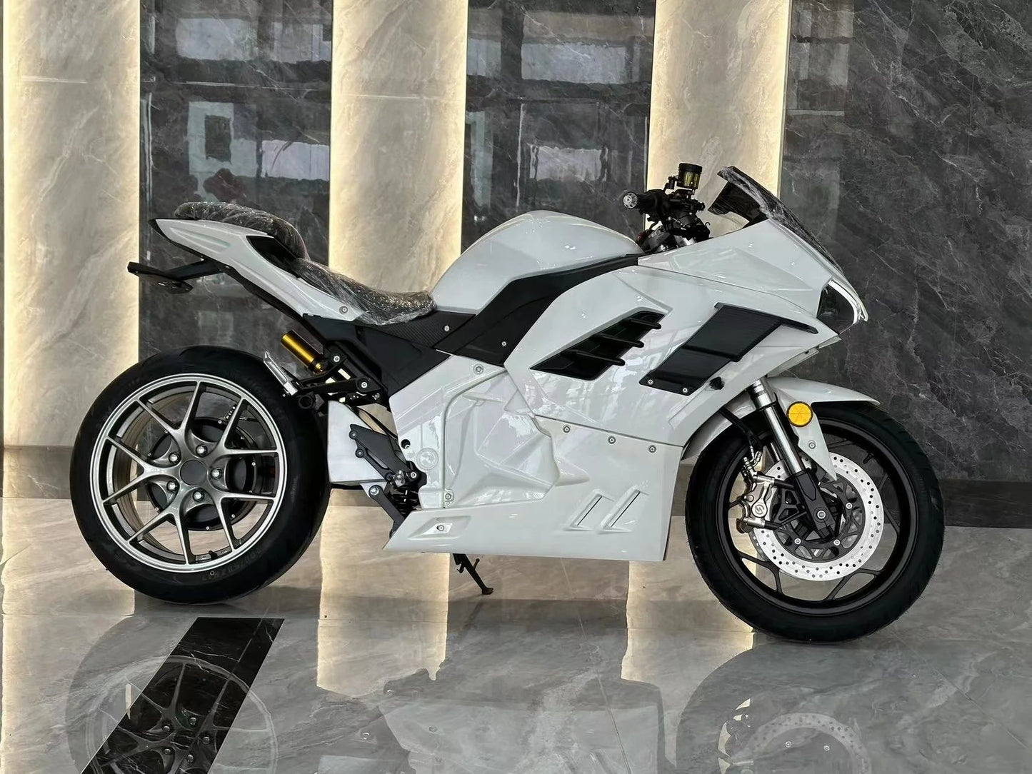 Hot Selling High Quality 8000W Center Motor Speed 150Km/H Racing Electric Motorcycle Single Swing Arm Motorcycle